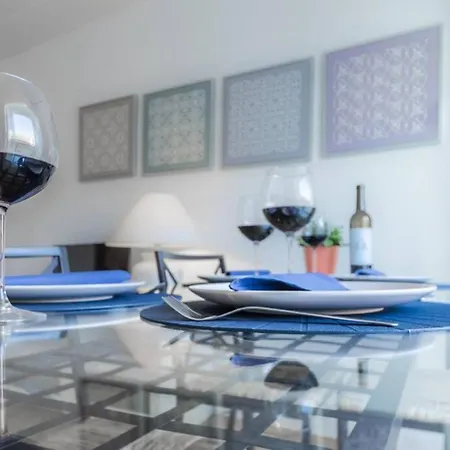 Appartement Typical Portuguese Tiles