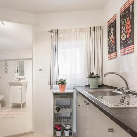 アパート Typical Portuguese Tiles リスボン